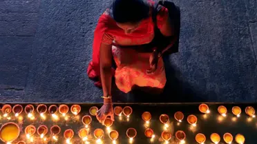 Hindu Toplulukları Diwali'yi Kutladı