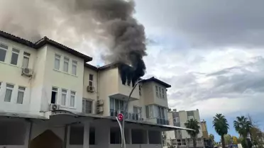 Antalya'da Yangın, Evi Küle Çevirdi