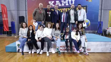 Buldan Takımı Masa Tenisinde Şampiyon