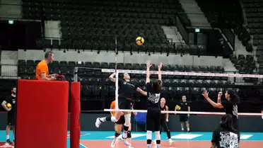 Eczacıbaşı Dynavit Derbi Heyecanında