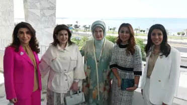 Emine Erdoğan, Kuveyt'te Al-Salam Sarayı Müzesi'ni Ziyaret Etti