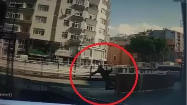 Uyuşturucu Şüphelisi Kaçarken Yere Düştü