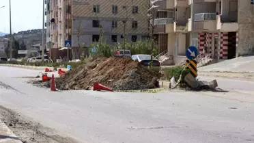 Hatay'da Motosiklet Kazası: Sürücü Ağır Yaralandı