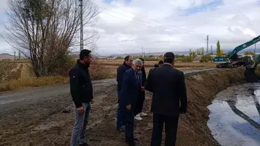 Ulaş'ta Su Kanalları Temizleniyor