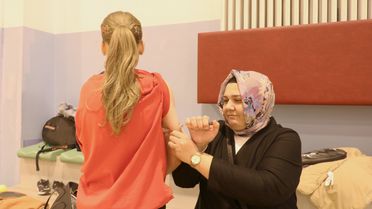 Diyabetle Mücadele Eden Genç Badmintoncu