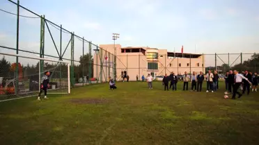 Düzce Belediye Başkanı Özlü, Düzcespor'u Ziyaret Etti