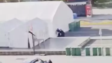 Belgrad'da Parlamento Önünde Silahlı Saldırı