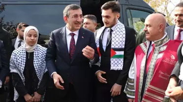 Cevdet Yılmaz: Zihinsel Duvarlar Örmemeliyiz