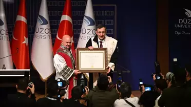 Cumhurbaşkanı Yardımcısı Yılmaz'a Düzce Üniversitesinde 'fahri profesörlük' ünvanı verildi
