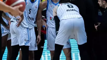 Petkimspor, AEK'ya Yenildi