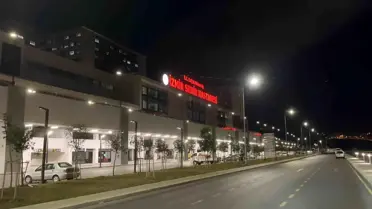 İzmir'de Silahlı Kavga: 3 Yaralı