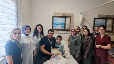 Ege'ye Hastanede Doğum Günü Sürprizi