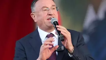 Lütfü Savaş CHP'nin il kongrelerinin iptali için mahkemeye başvurdu