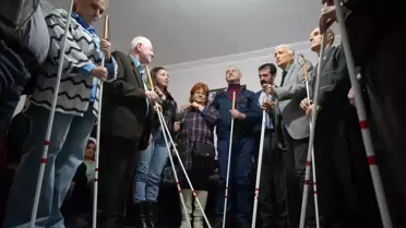 Görme Engellilere Beyaz Baston Desteği