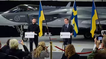 Ukrayna, İsveç'ten Gripen Uçakları Alacak