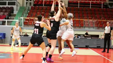 Mersin, Yalova VİP'i 68-65 Yendi