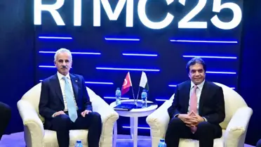 Uraloğlu Pakistan'da Demiryolu Görüşmesi Yaptı