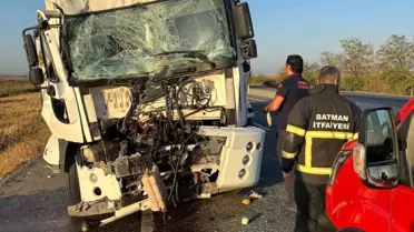Batman'da Tır Çarpışması: 1 Yaralı
