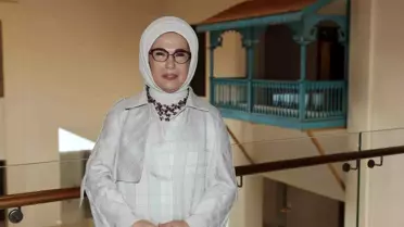 Emine Erdoğan, Umman'daki Ulusal Müze'yi ziyaret etti