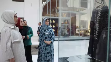 Emine Erdoğan Umman'daki Ulusal Müze'yi Ziyaret Etti