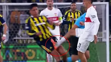 Fenerbahçe, Stuttgart karşısında kırmızı kart bekledi
