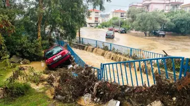 Foça'da Şiddetli Yağış Sel Felaketine Yol Açtı