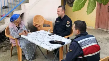 Jandarmadan şehit annesine vefa