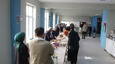 Karlıova'da Gazze yararına kermes