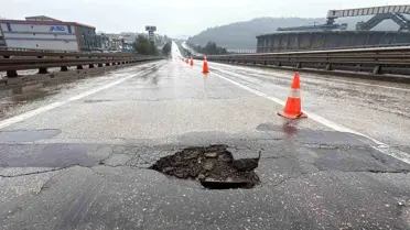 Asit Köprüsü'nde Tehlikeli Çatlaklar