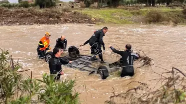 Selin yıkıp geçtiği Foça'da yaşlı adam kayıp