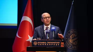 Alper Gezeravcı İstanbul Üniversitesi'nde