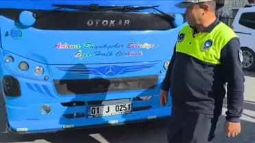 Adana'da Otobüs Kapısına Asılı Yolculuk