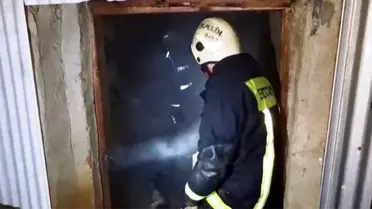 Kütahya'da Ahşap Ev Yangını: Ekipler 2 Saatte Söndürdü