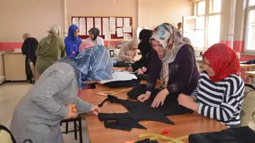 Kadınlardan 'Çocuklar Üşümesin' Projesine Destek