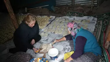 Kıbrıscık'ta Geleneksel Kürül İmece Usulü Yapılıyor