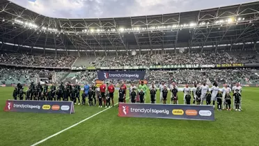 Kocaelispor ve Alanyaspor İlk Yarıda Eşit