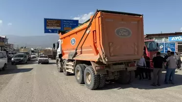 Hafriyat Kamyonu Çarpan 65 Yaşındaki Yaya Hayatını Kaybetti