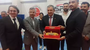 Osmaniye'de Kick Boks Siyah Kuşak Sınavı Tamamlandı