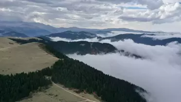 Kümbet Yaylası'nda Sis Manzarası