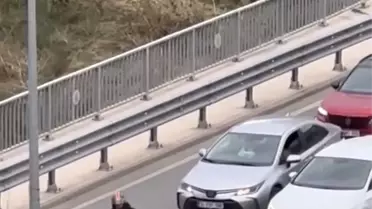 Maltepe'de Trafik Kavgası Sopayla Büyüdü