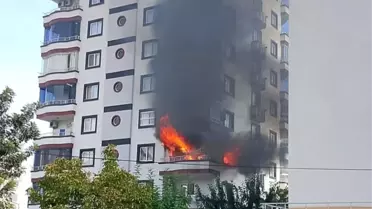 Mersin'de 9 Katlı Binada Yangın Paniği