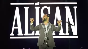 Alişan, Mardin Kültür Yolu Festivali'nde Coşku Dolu Bir Konser Verdi