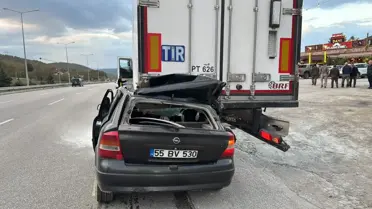 Samsun'da TIR'a Çarpan Otomobilin Sürücüsü Hayatını Kaybetti