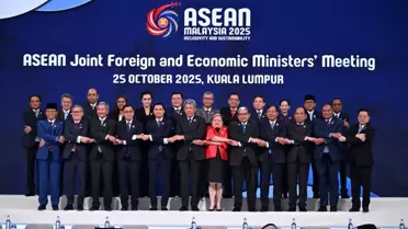 ASEAN Zirvesi Kuala Lumpur'da Başladı