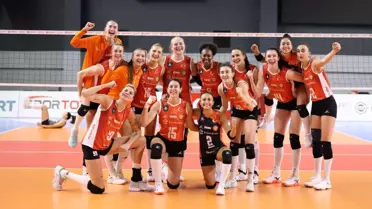 Eczacıbaşı Dynavit, Bahçelievler'i 3-0 Mağlup Etti