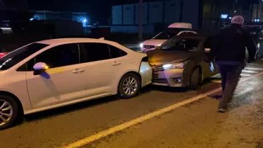 İnegöl'de Zincirleme Kaza: 5 Yaralı