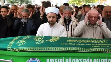 Gazeteci Azim Deniz'in Babası Yavuz Deniz Hayatını Kaybetti