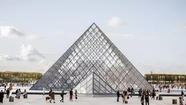 Louvre Soygununda 2 Gözaltı