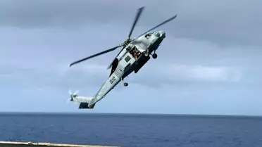 USS Nimitz'den İki Hava Aracı Düştü