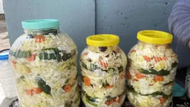 Patnos'ta Kış Hazırlığı: Lahana Turşusu